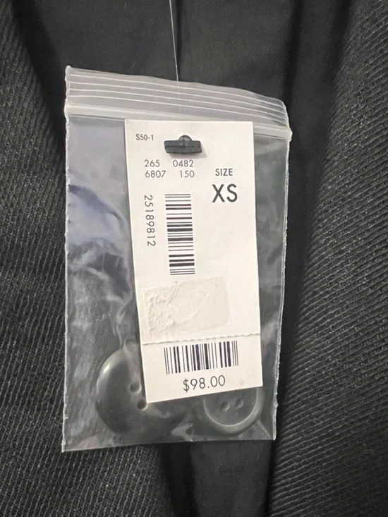 The Limited Black Sleeveless Linen Blazer Vest - Picture 4 of 5